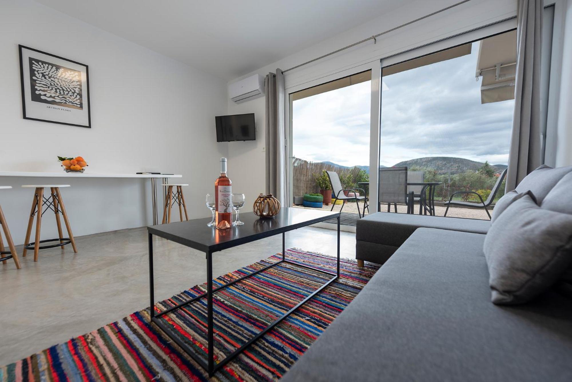 Ikiesnafplio Apartment ภายนอก รูปภาพ